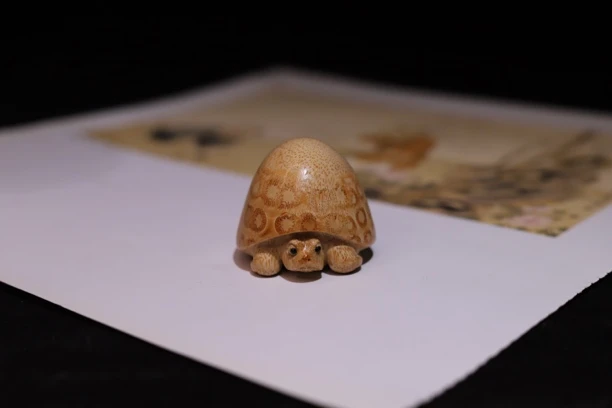 富甲天下竹根雕纯手工满钉雕刻竹雕手把件