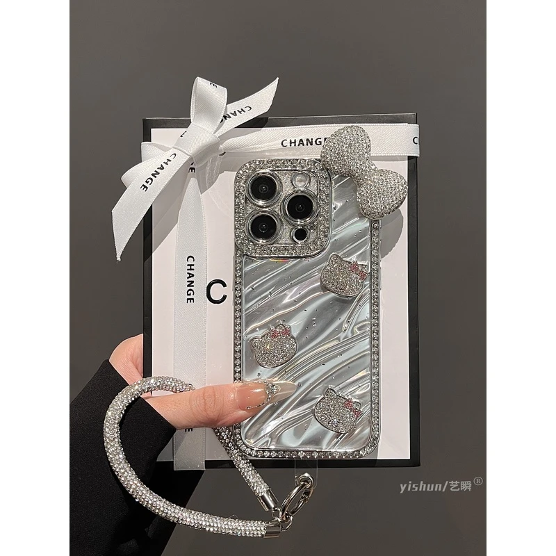 高级感ins水钻凯蒂猫蝴蝶适用iPhone16Pro手机壳新款苹果15ProMax