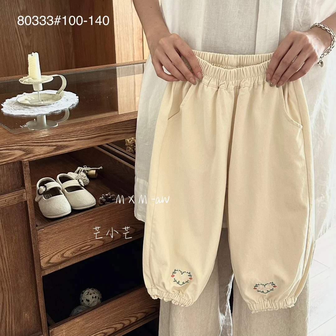 【新品上新】80333裤子 女童森系 裤脚花朵爱心刺绣 棉布收脚裤