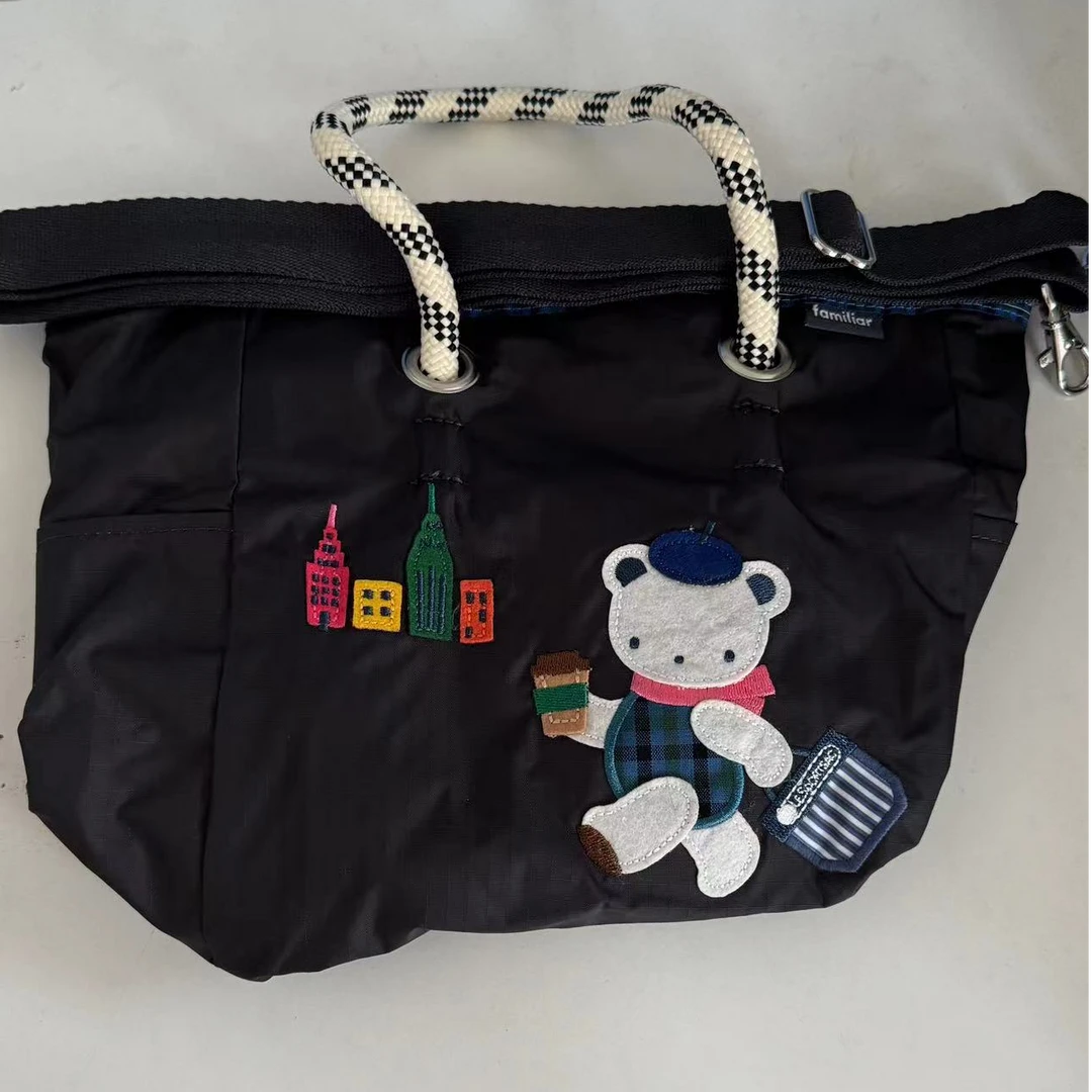 XA30 刺绣小熊手提包斜挎包1114