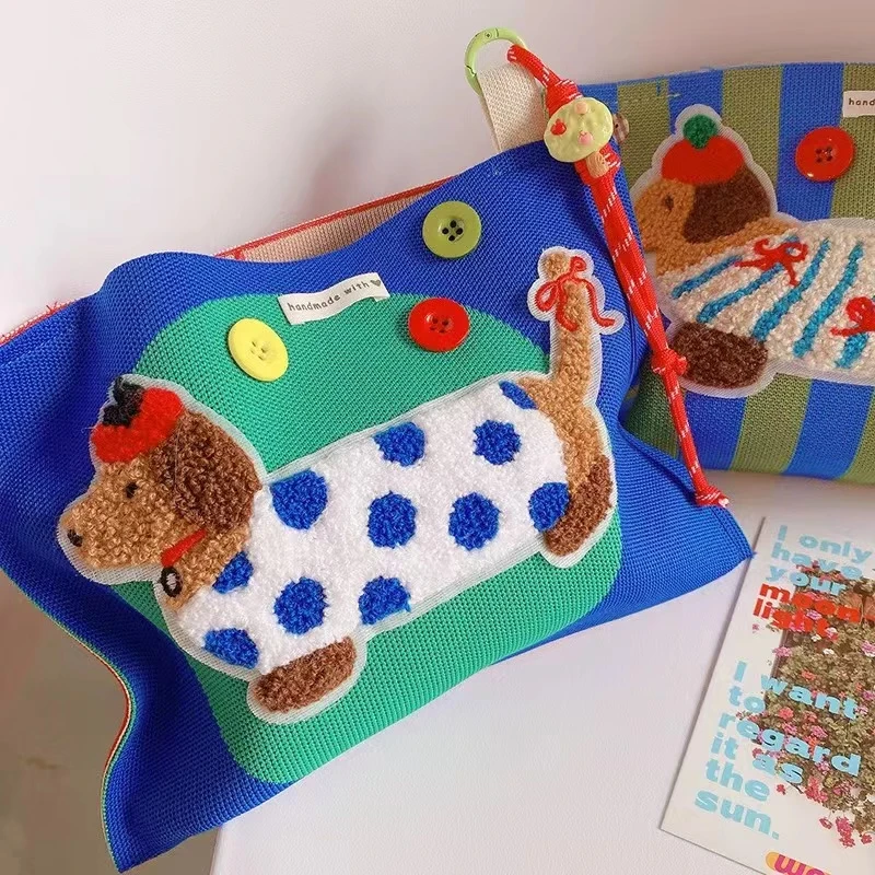 XB495 条纹腊肠小狗针织蓝色纸巾套