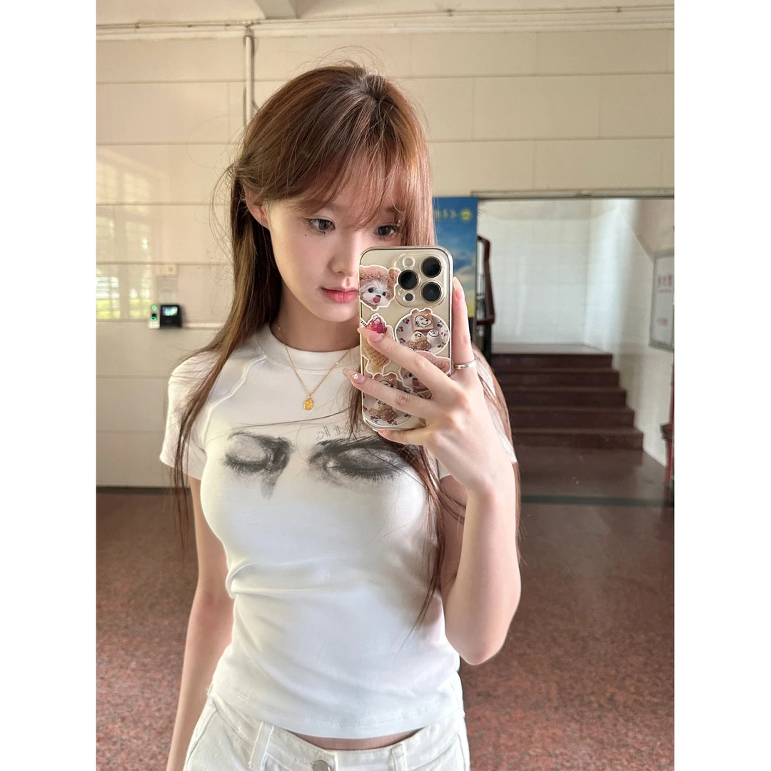 甜酷风白色短款t恤女2025新款夏季修身显瘦正肩圆领短袖辣妹上衣