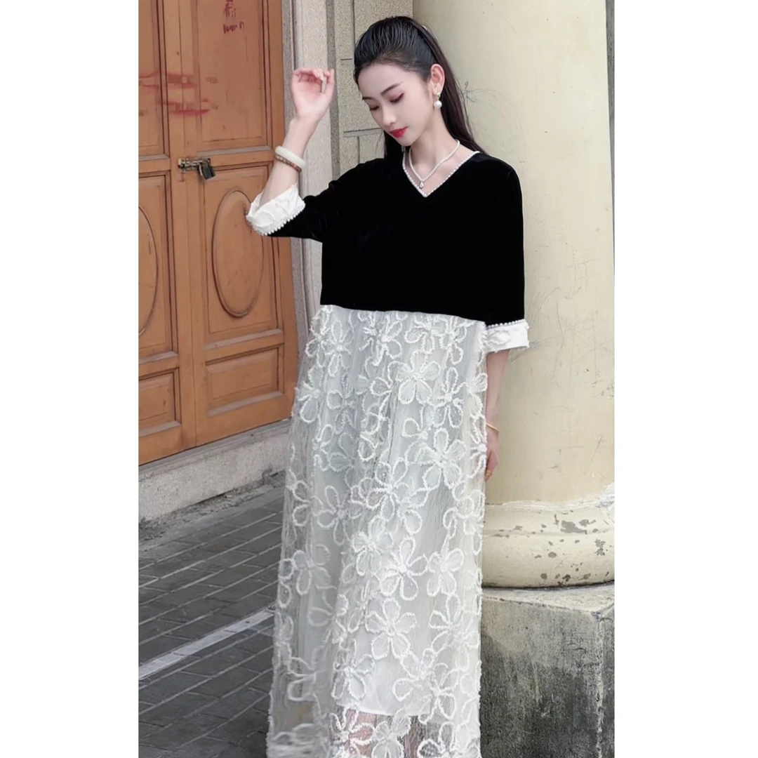 【月影】YAMO2024新款气质法式大气蕾丝拼真丝丝绒连衣裙 7050