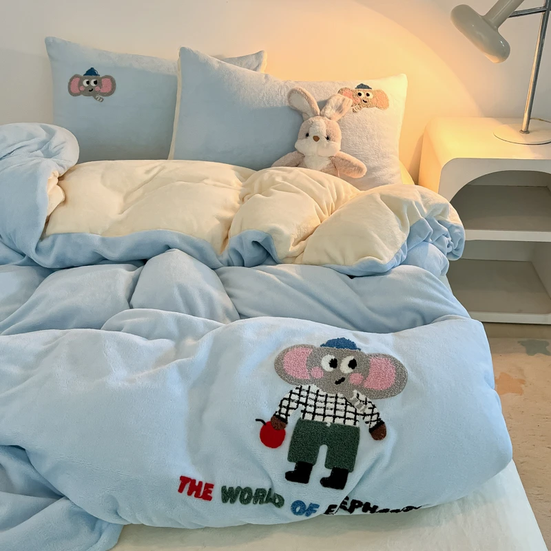 2025新款高克重印花卡通牛奶绒毛巾绣四件套