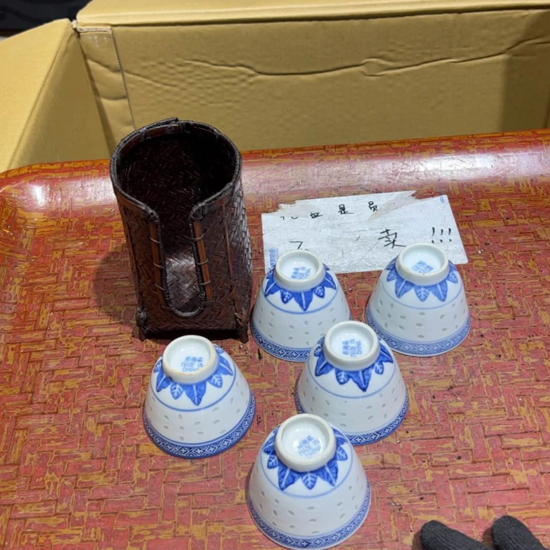 【闪购商品】瓷杯L*v