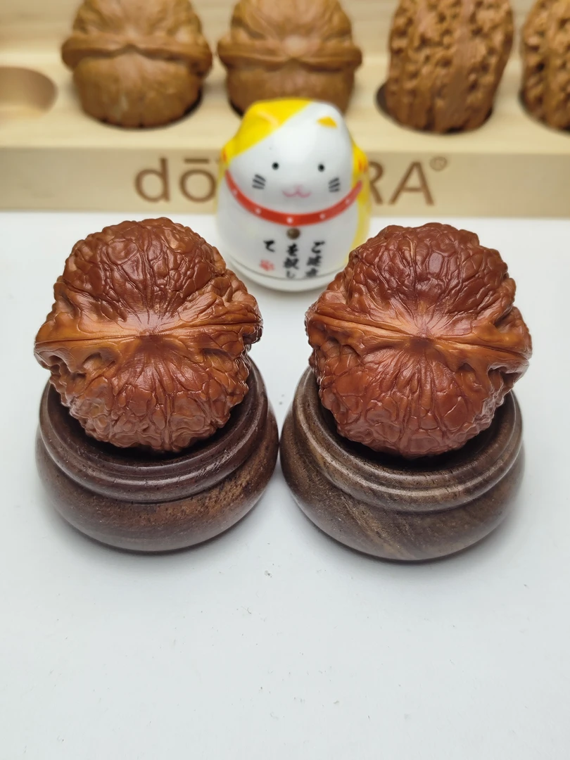 大团圆，肚42，外形浑圆饱满，闷尖大肚，大眼睛气门荷叶底，走色透红