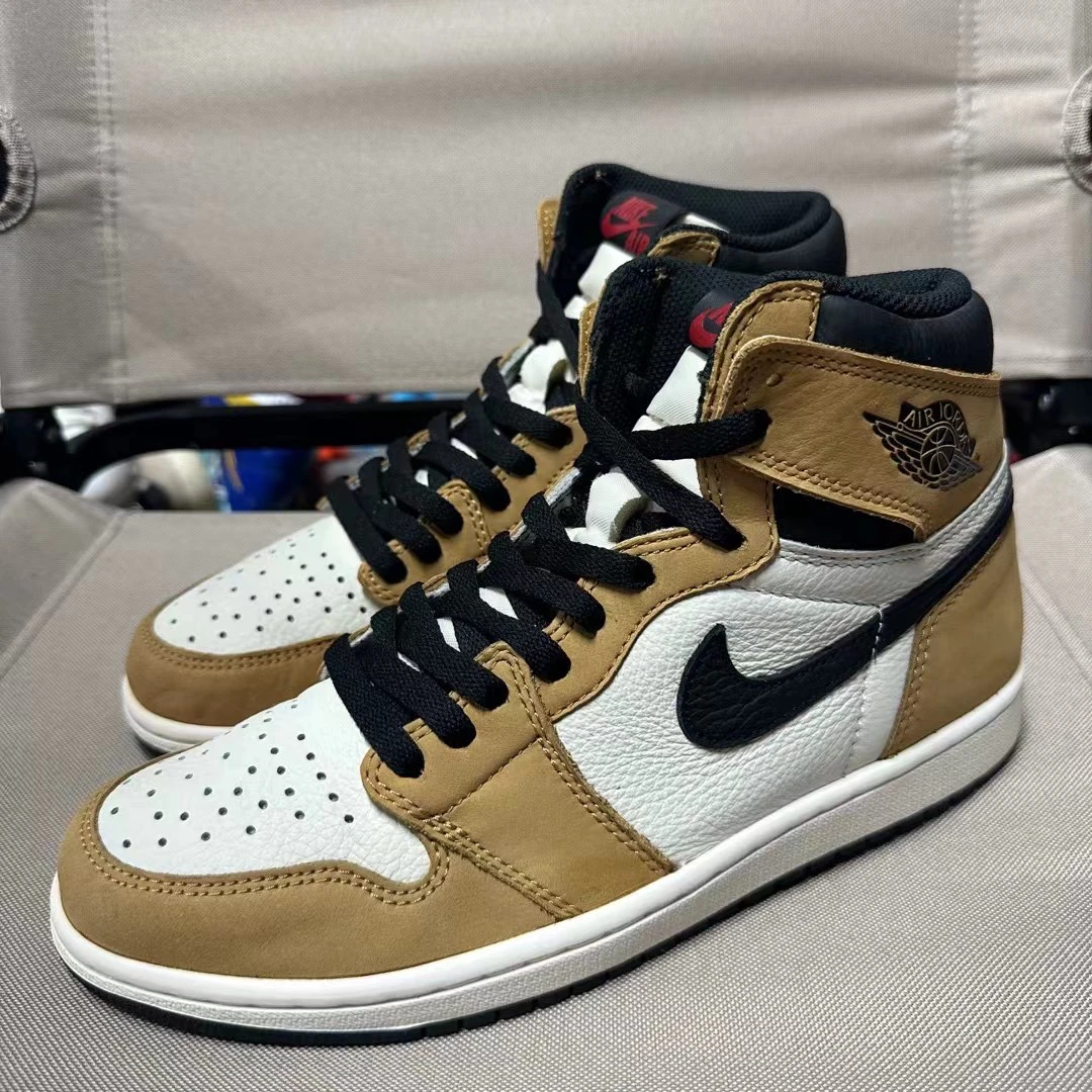 板鞋/aj1 新秀/41码 成色很好