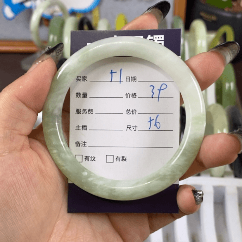 【闪购商品】蛇纹石玉手镯未镶嵌