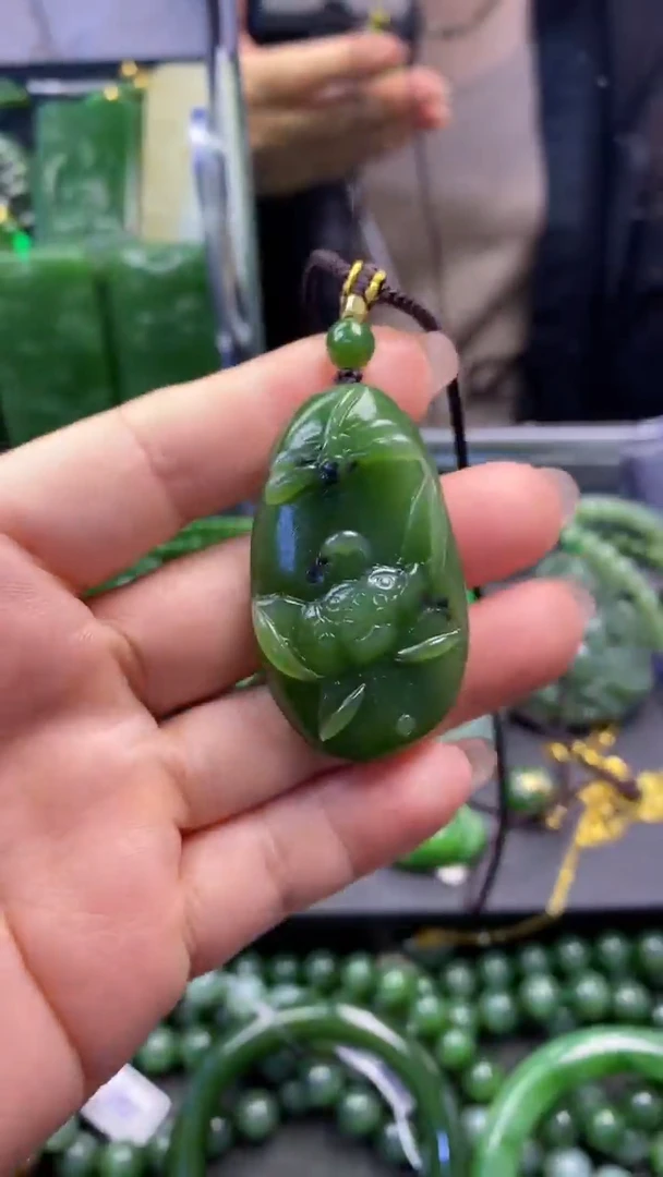 【闪购商品】和田玉（碧玉）挂件未镶嵌1