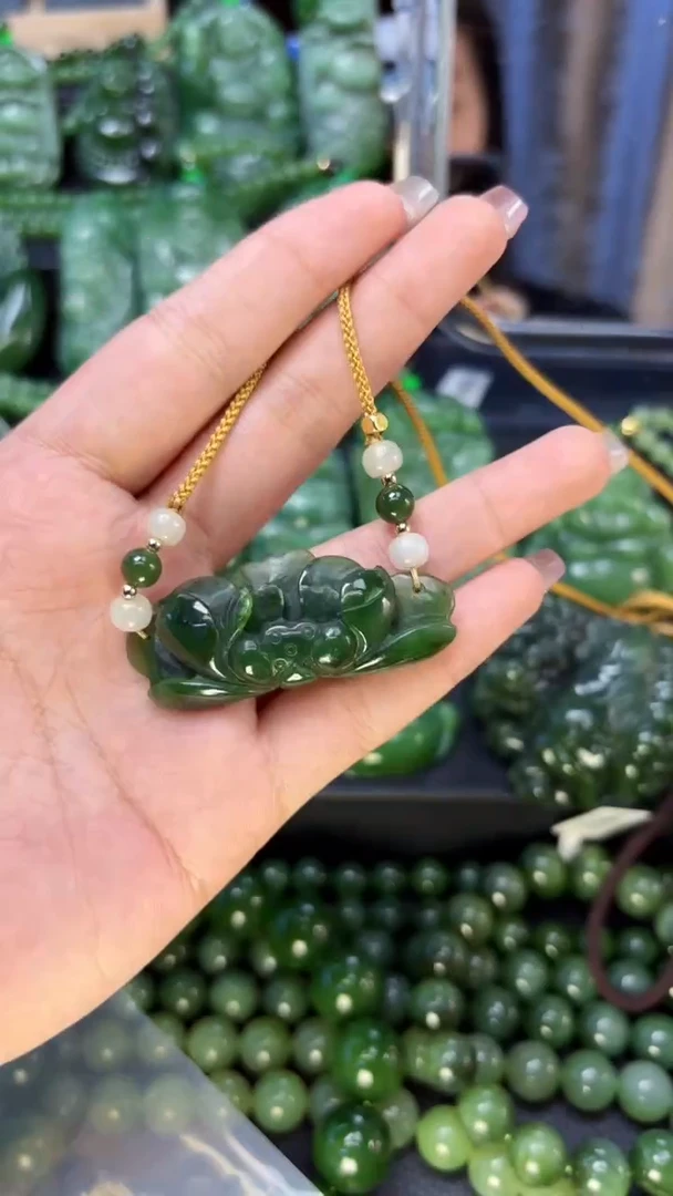 【闪购商品】和田玉挂件未镶嵌1