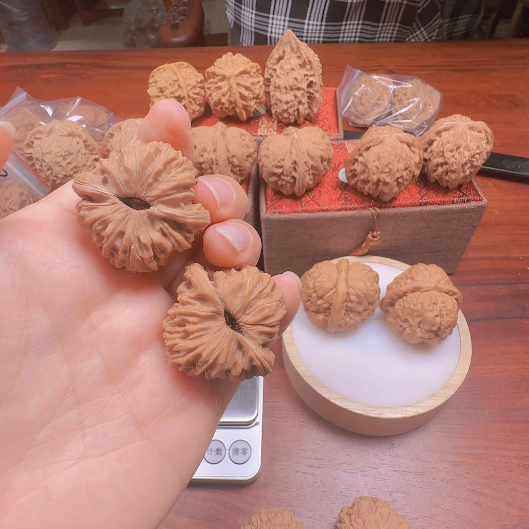 文玩核桃吊坠四座楼36-21