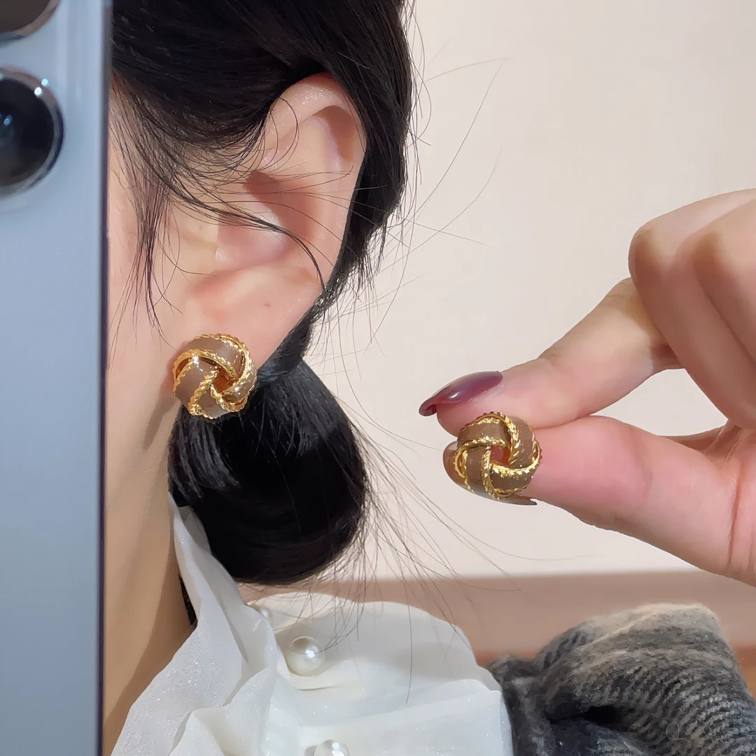 铜合金耳饰 【恰度】新品美拉德耳钉秋冬必备0557