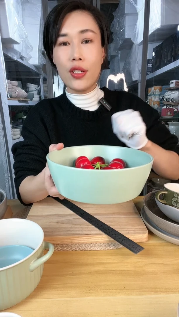 【闪购商品】陶瓷盘7英寸绿直筒碗微瑕