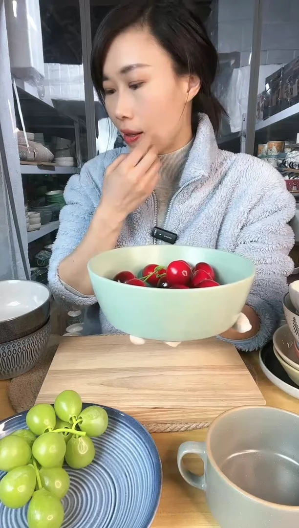 【闪购商品】陶瓷盘6.5英寸绿直筒碗微瑕