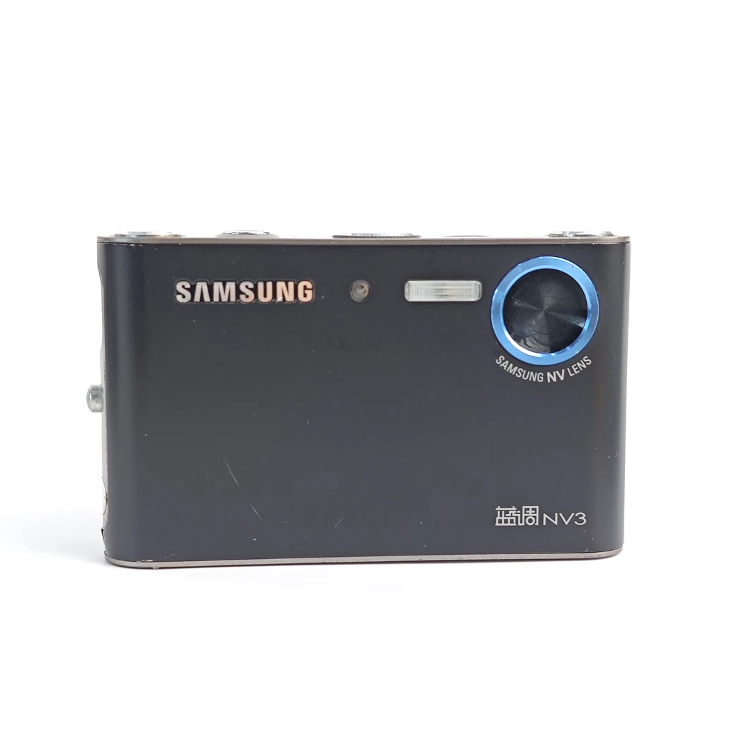 9新 Samsung/三星 nv3黑色720万像素3倍变焦ccd数码相机