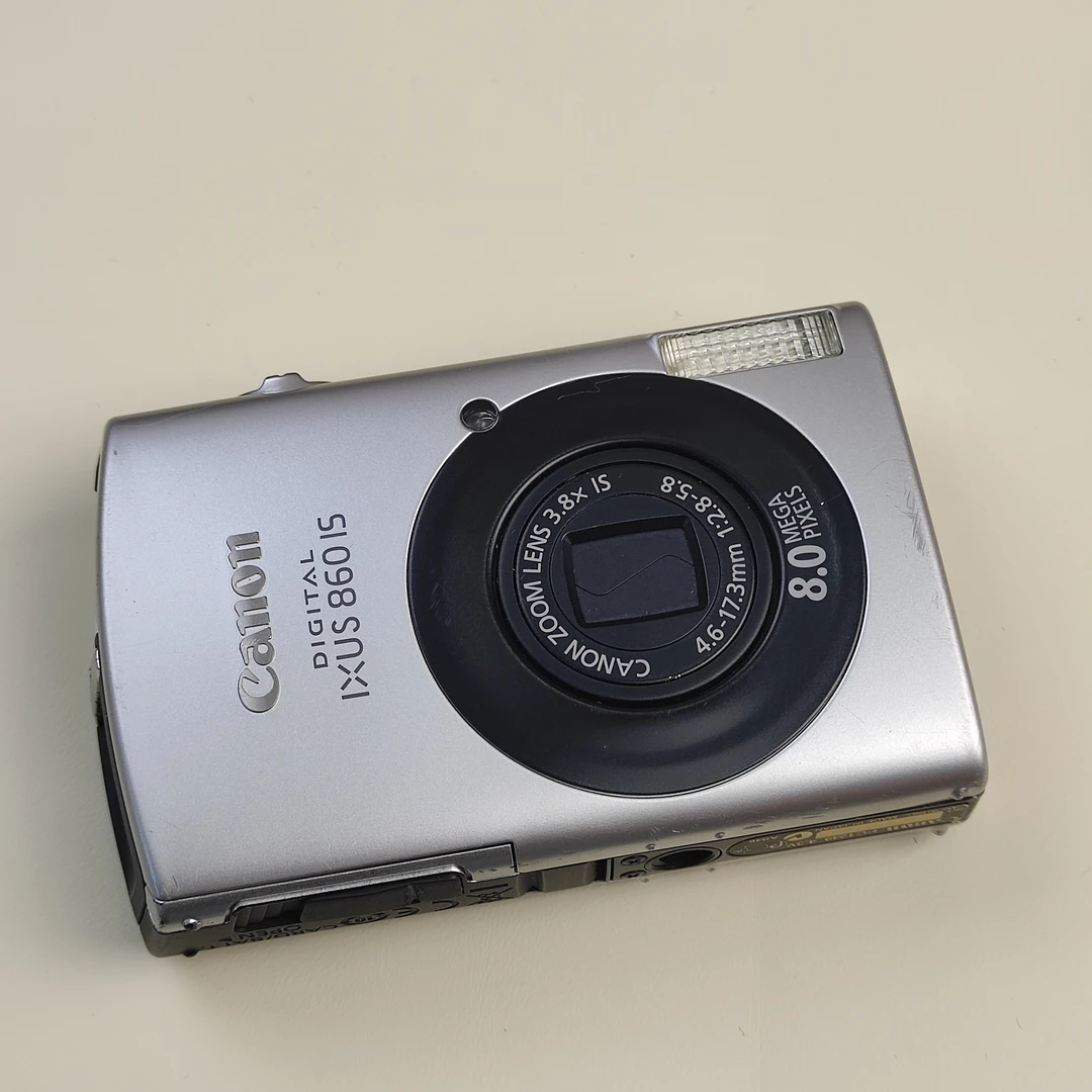 9新 Canon/佳能 ixus860银800万像素3.8倍变焦ccd数码相机
