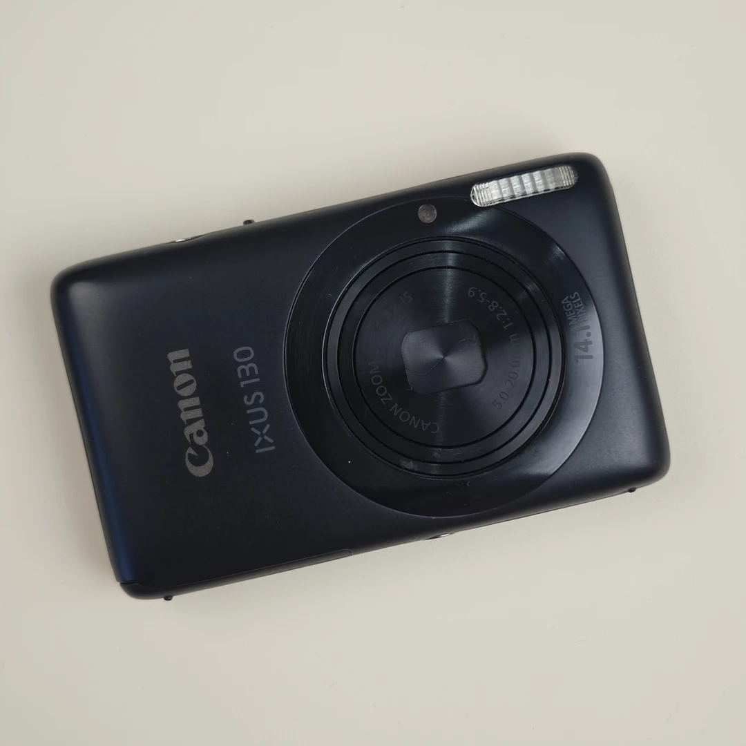 95新 Canon/佳能 ixus130黑色1410万像素4倍变焦ccd数码相机