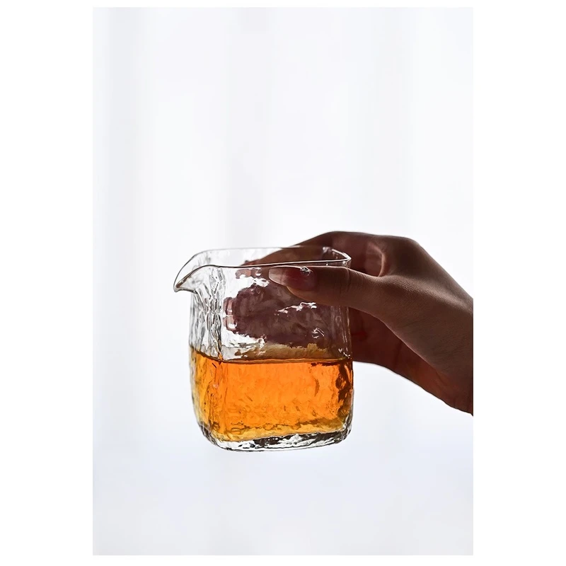 日式锤纹耐热玻璃公道杯无把四方分茶器加厚单个茶海功夫网红茶器