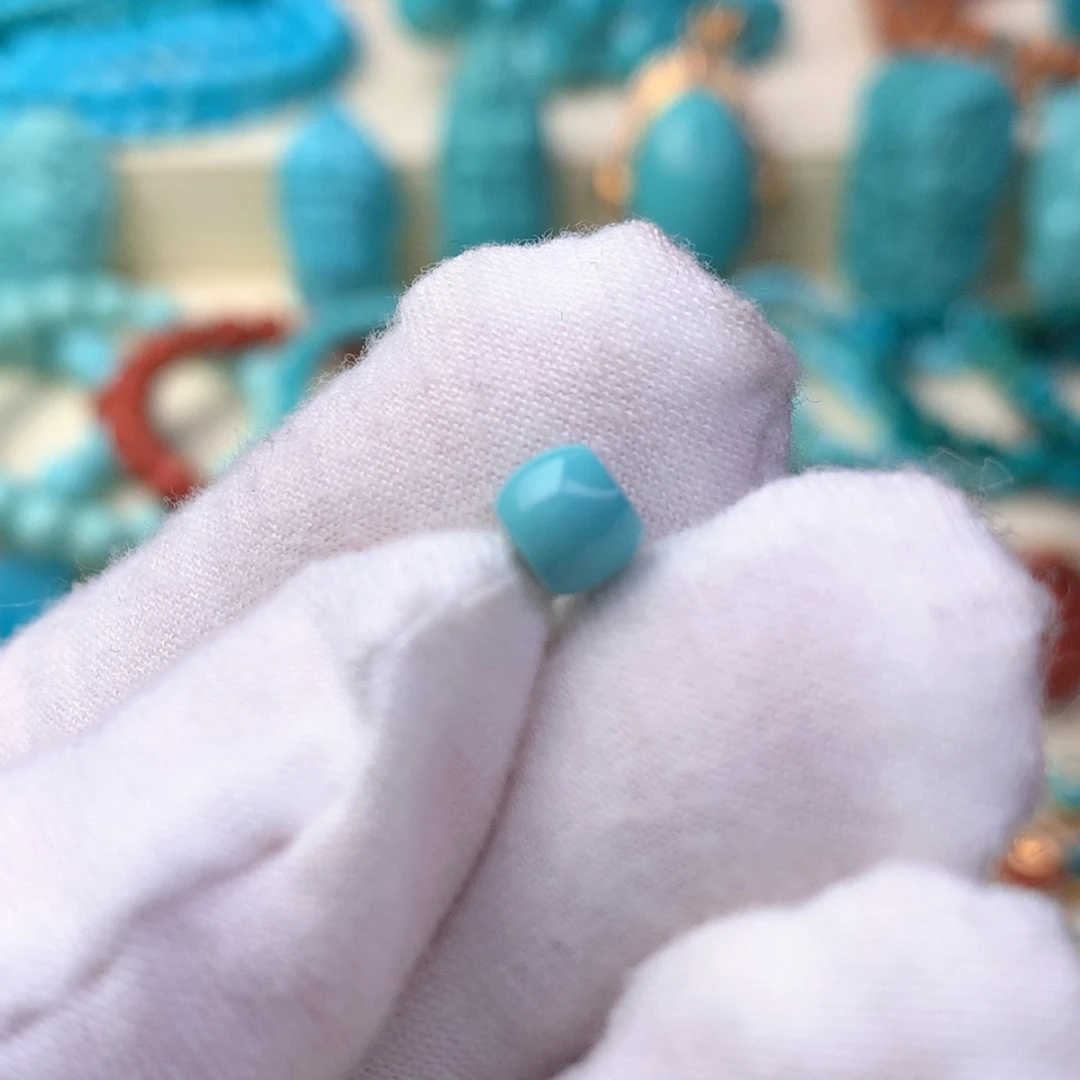 【闪购商品】绿松石隔珠未镶嵌圣****屎