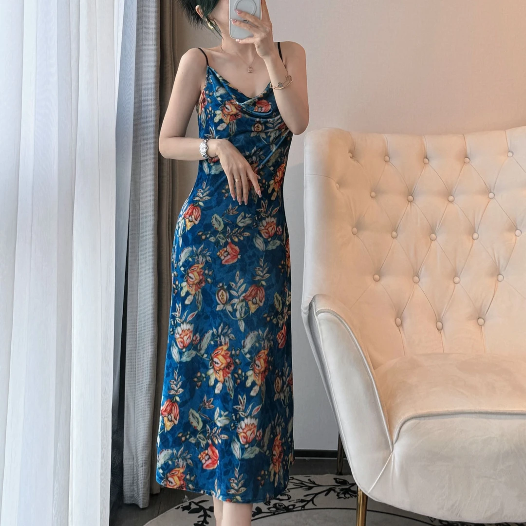 C022 法式早秋丝绒吊带时尚晕染显瘦吊带裙