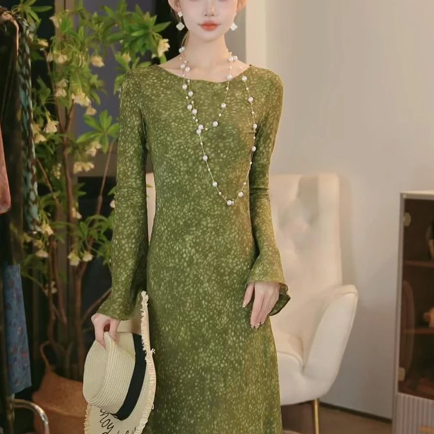 【劉老板】D023 绿野仙踪 显瘦气质时尚性感夏季法式修长裙