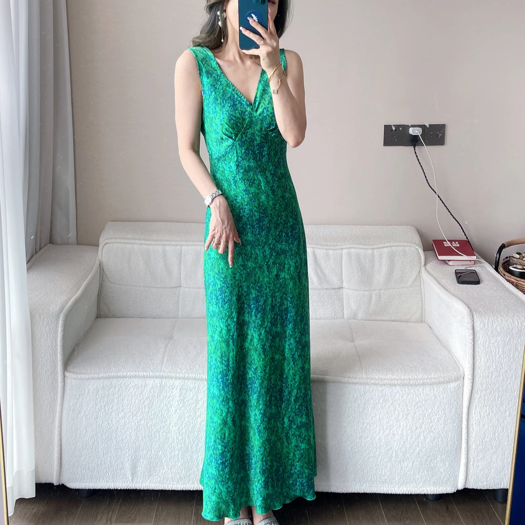 【董董】B1003无人之岛 夏款碎花绿色夏天法式百搭收腰连衣裙