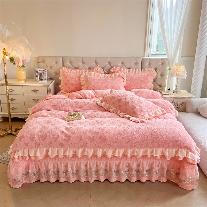 A类牛奶绒剪花夹棉床盖四件套 蕾丝夹棉加厚保暖床盖 浪漫公主风