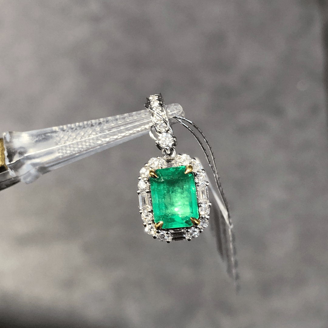 【锐寺珠宝】1.0ct 祖母绿吊坠 18k金镶嵌（多样性发货）