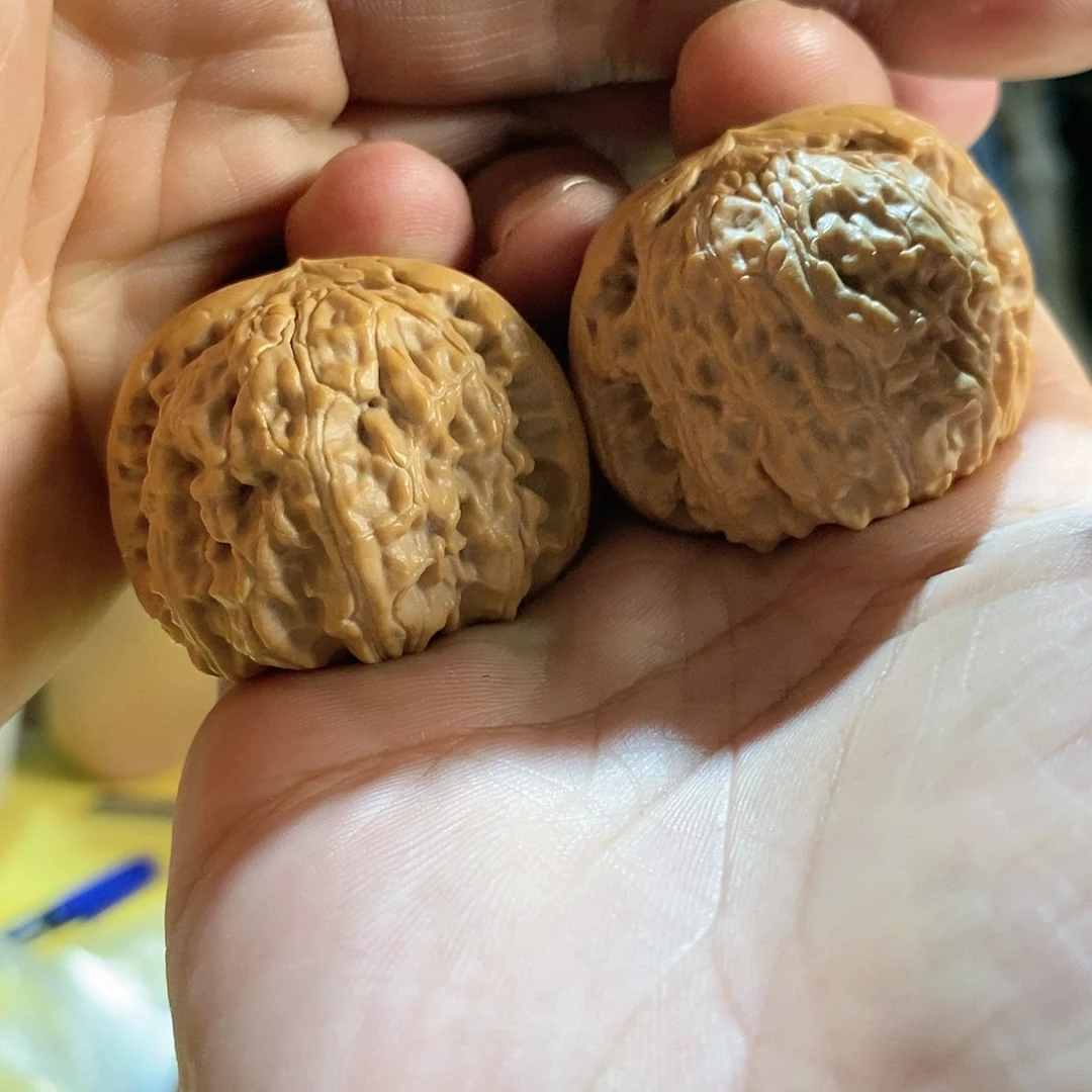 文玩核桃把件白狮子 79