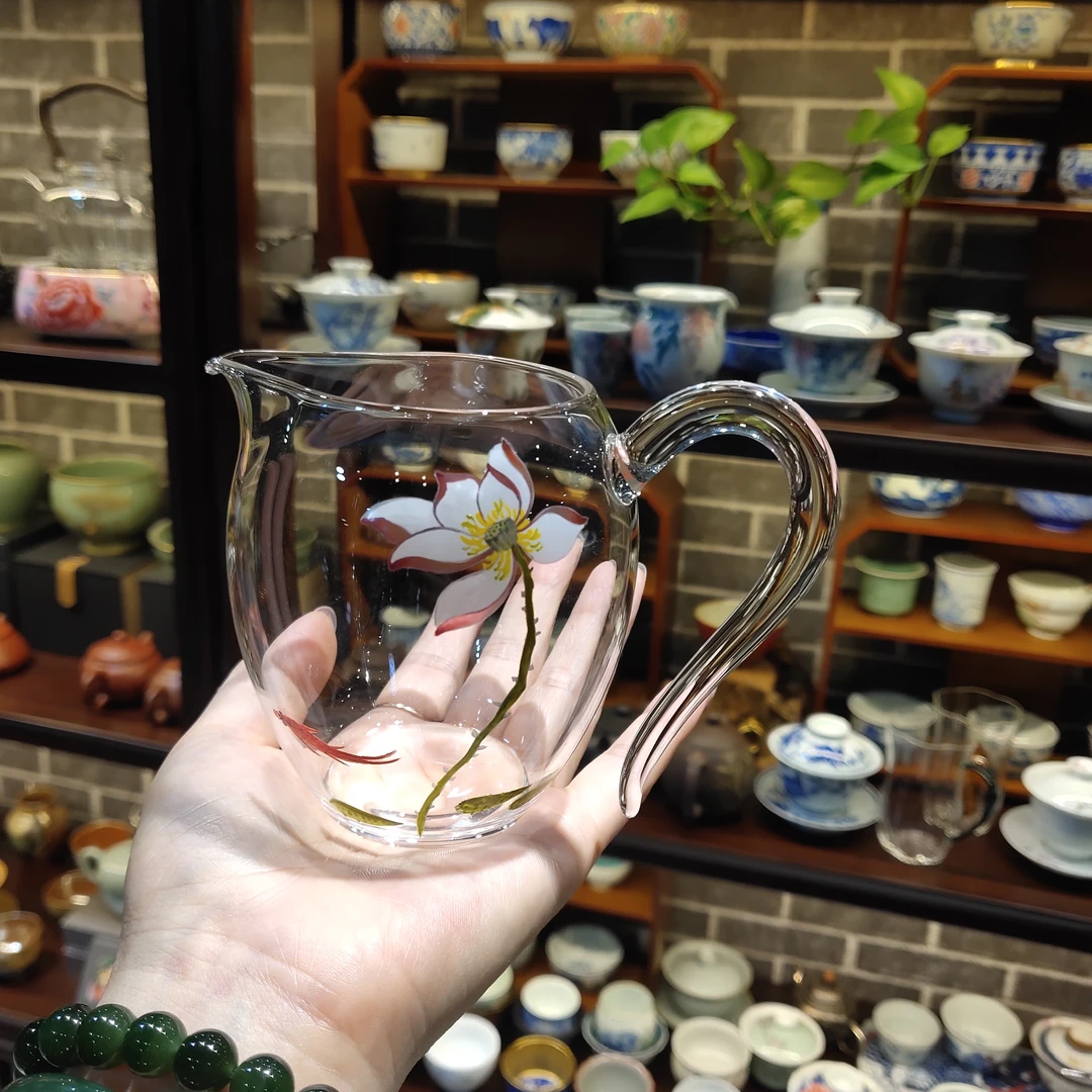 手绘荷花分茶器300毫升