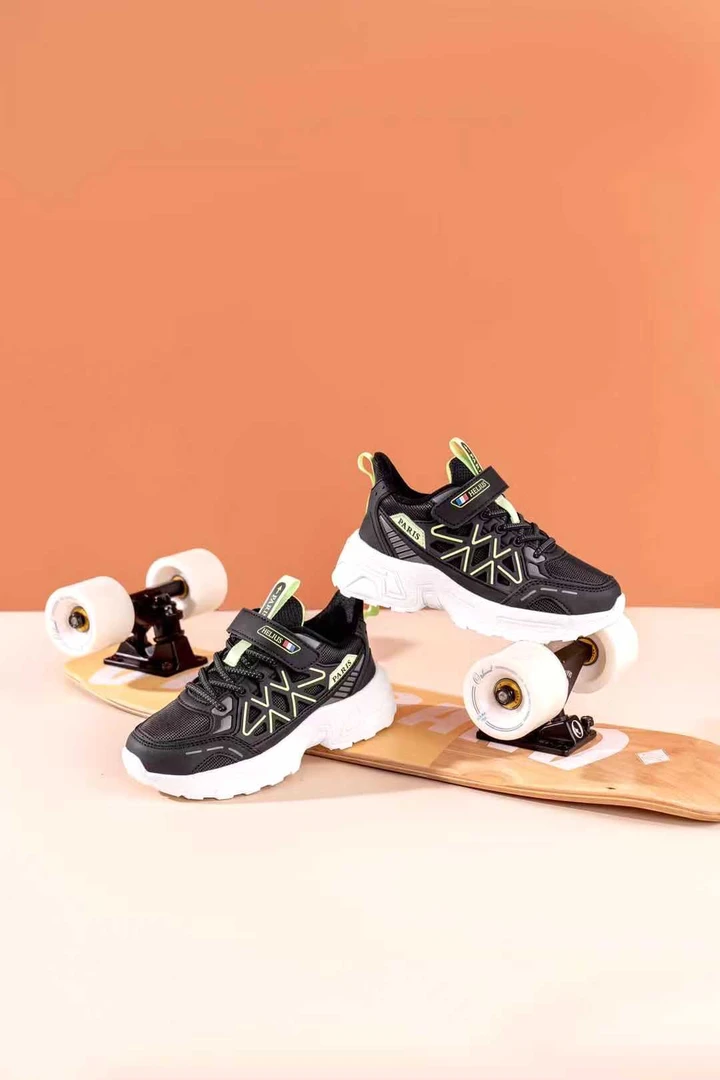 赫利俄斯冬季新款运动机能鞋