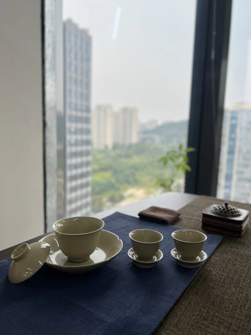 【夏流同款】草木灰花边壶承陶瓷盖碗套装（盖碗壶承杯子杯垫）