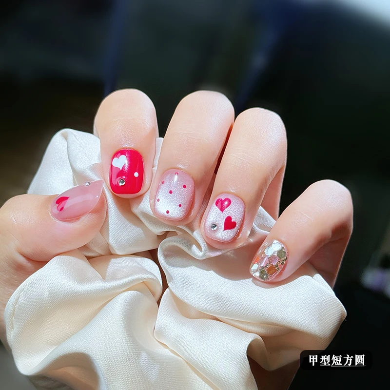 【心动】短款跳色纯手工穿戴甲爱心爆闪猫眼显白美甲彩绘指甲贴片
