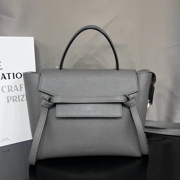 95新 Celine/思琳 哈基米/思琳小号鲶鱼大象灰手提包