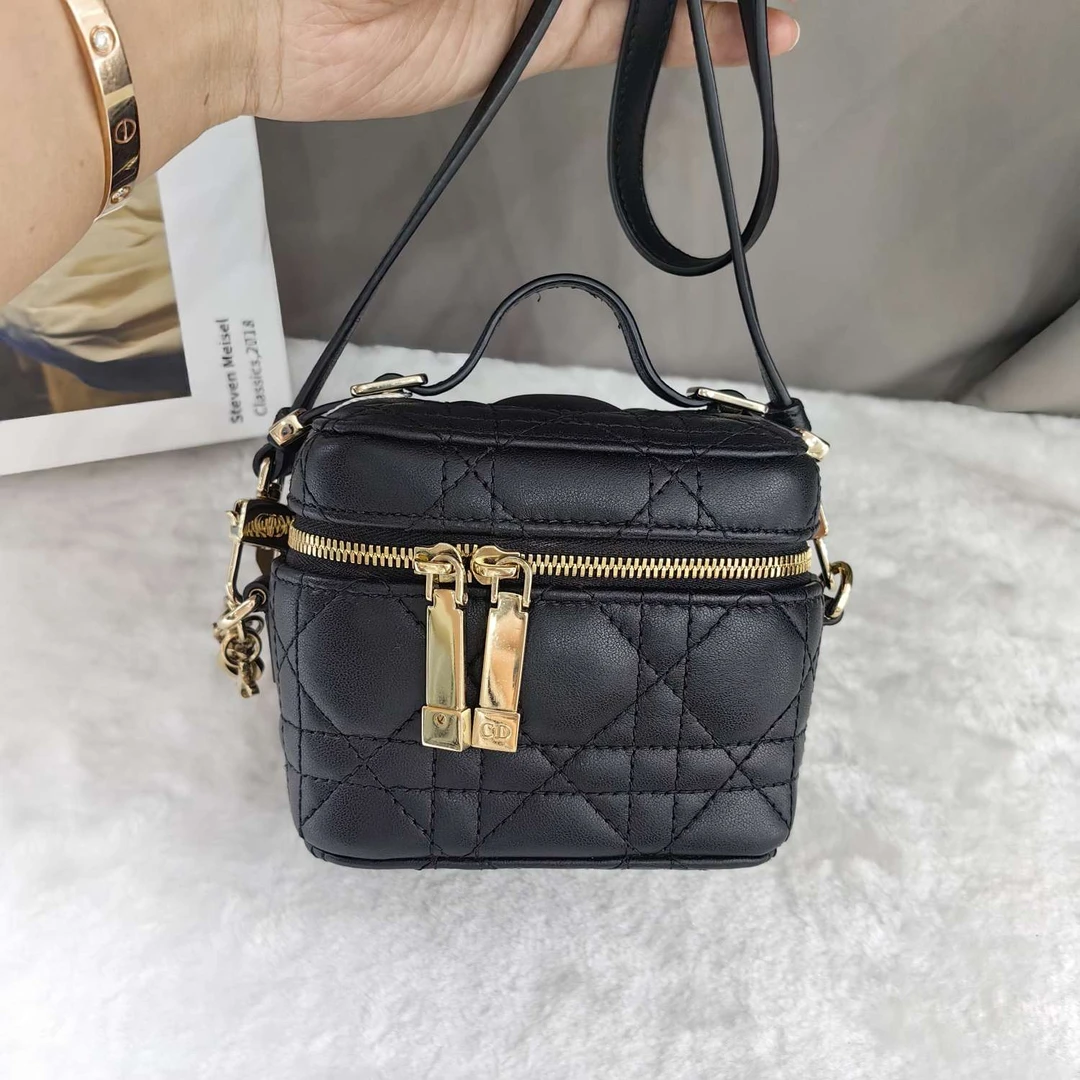 95新 DIOR/迪奥 黑色化妆包nano迷你小废包单肩斜挎包