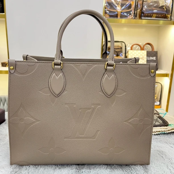 99新 LouisVuitton/路易威登 LV中号onthego大象灰单肩包