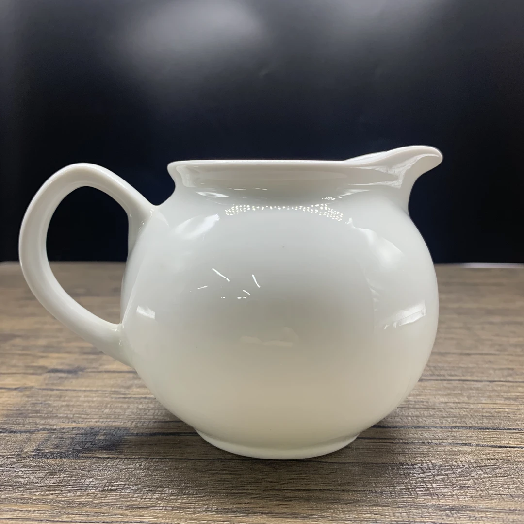 [001]-G1099-白瓷大肚公道杯250ML