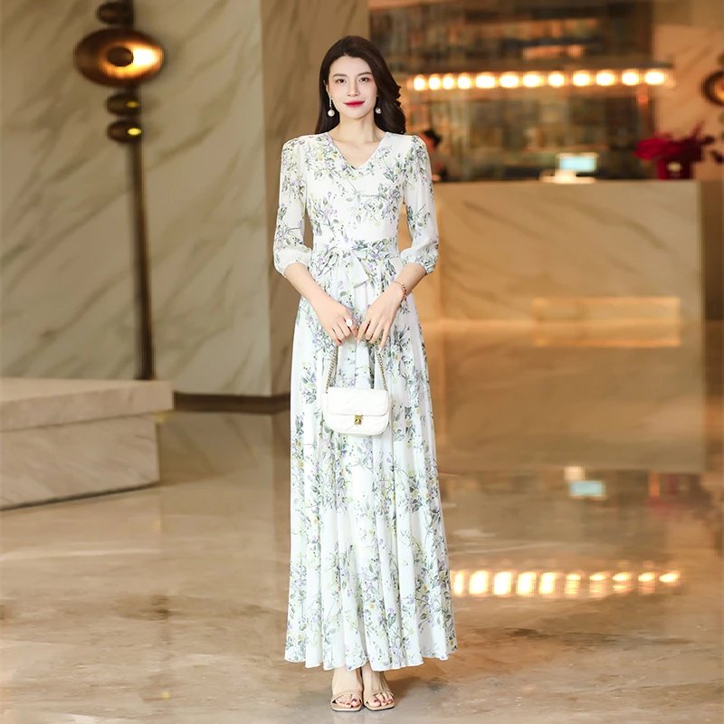 2025碎花女夏季新款长款气质收腰大摆裙长裙海边度假裙18