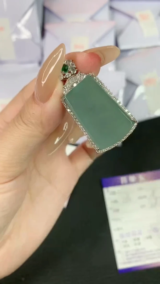 【闪购商品】翡翠颈饰银S925镶嵌无事牌