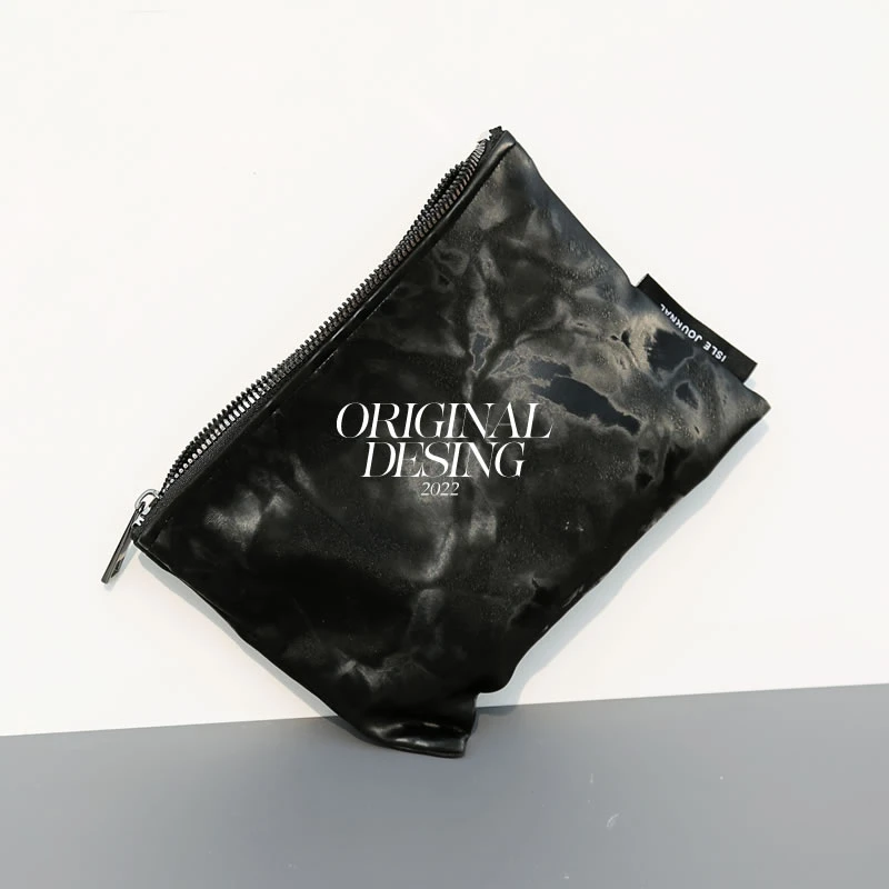 原创设计化妆包收纳包纯手工纯色ins风设计师面料欧美冷淡风防水