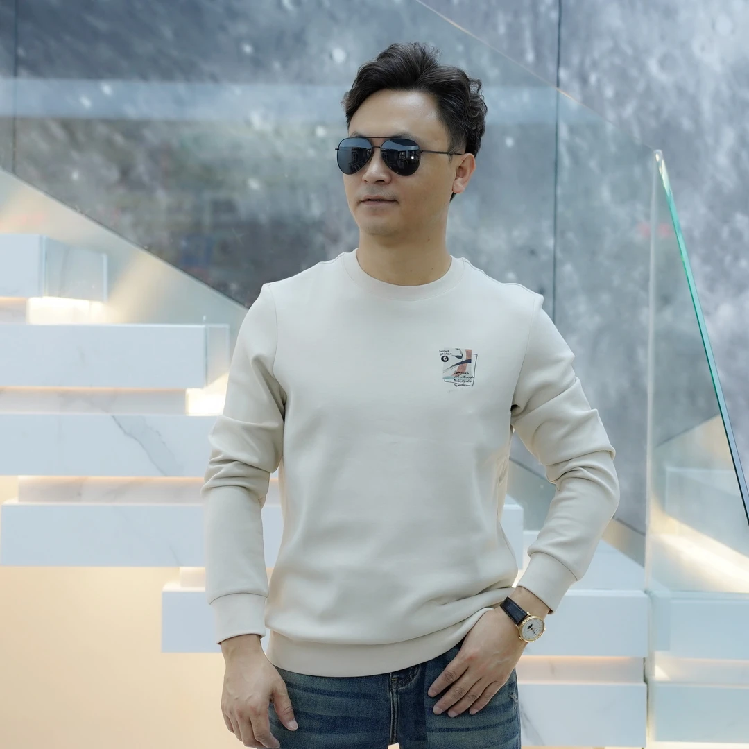 【汇佳服饰】ZB0007秋季卫衣轻奢欧版时尚休闲多色微阔潮流圆领卫衣