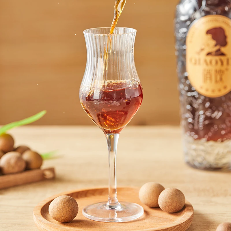 俏饮温养草本酒定制郁金香杯