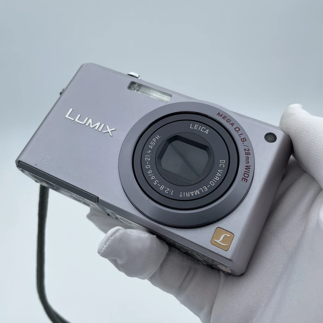 95新 Panasonic/松下 fx100 1200万像素3.6倍变焦ccd数码相机