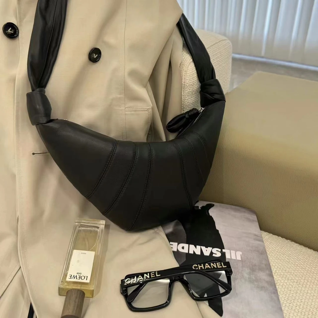 邹大瑜   牛角包