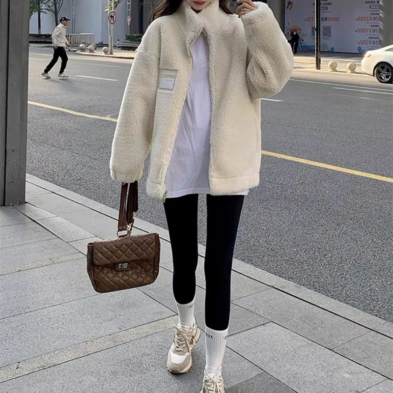 超好看羊羔绒外套女2024秋冬季新款宽松加绒加厚学院风颗粒绒大衣