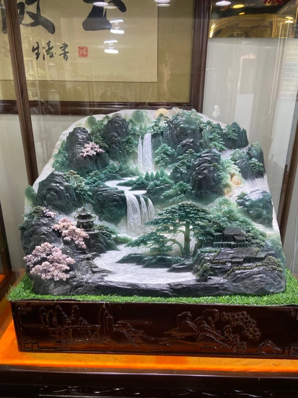 天然岫岩玉精品意境山水摆件长72高60