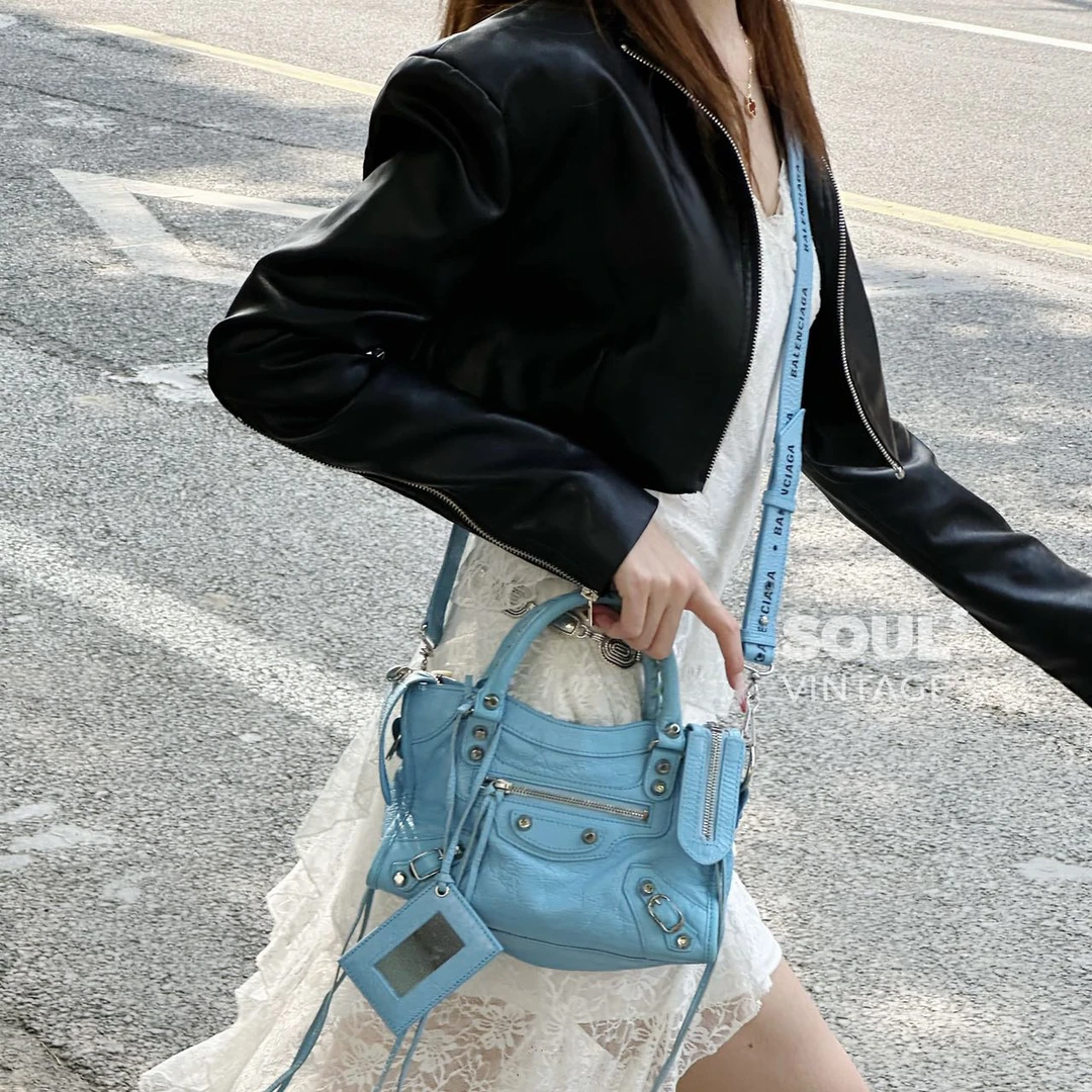 95新 Balenciaga/巴黎世家 蓝色银钉机车mini包/669581137