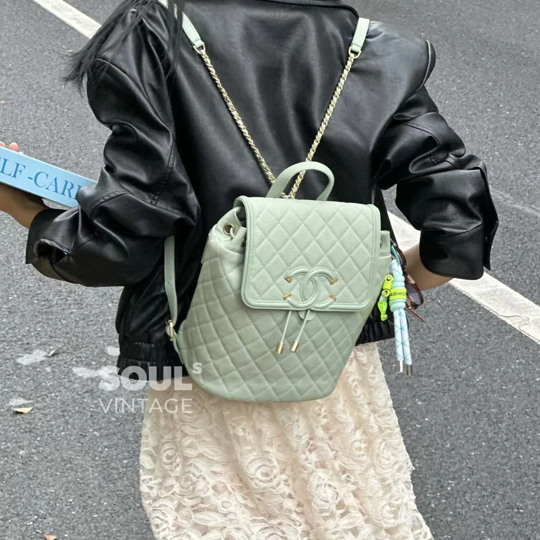 95新 Chanel/香奈儿 薄荷绿Vanity case荔枝牛双肩包/648693426