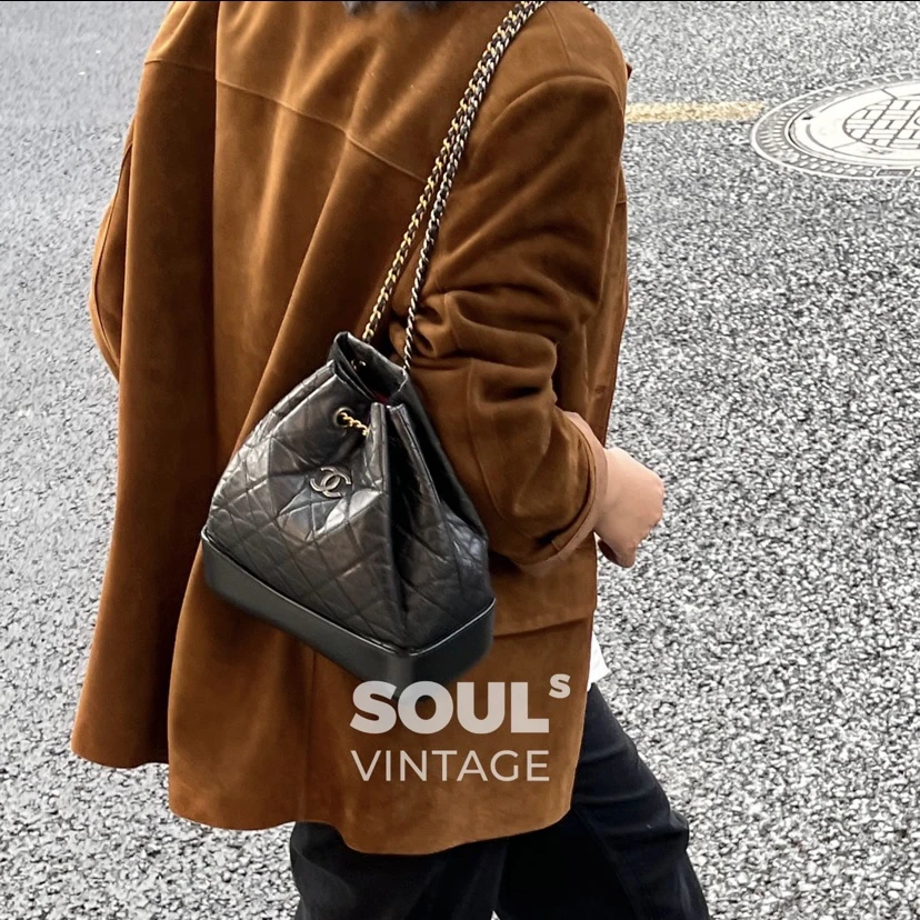 95新 Chanel/香奈儿 Chanel 黑银 牛皮流浪双肩小号/623734349