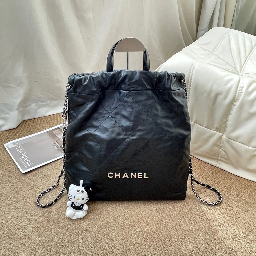 95新 Chanel/香奈儿 Chanel黑银 油蜡牛22bag双肩中号/664540625